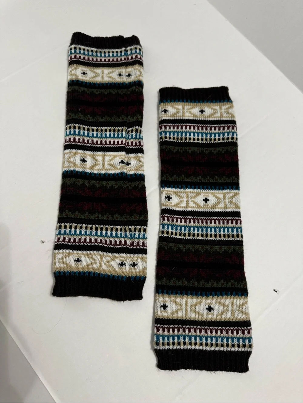 Steve Madden Women's Fair Isle Pattern Knit Leg Warmers